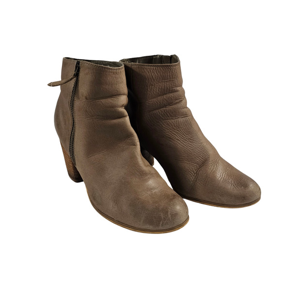 Johnston & Murphy Tan Leather Heeled Ankle Boots Size 8.5 - Picture 1 of 8